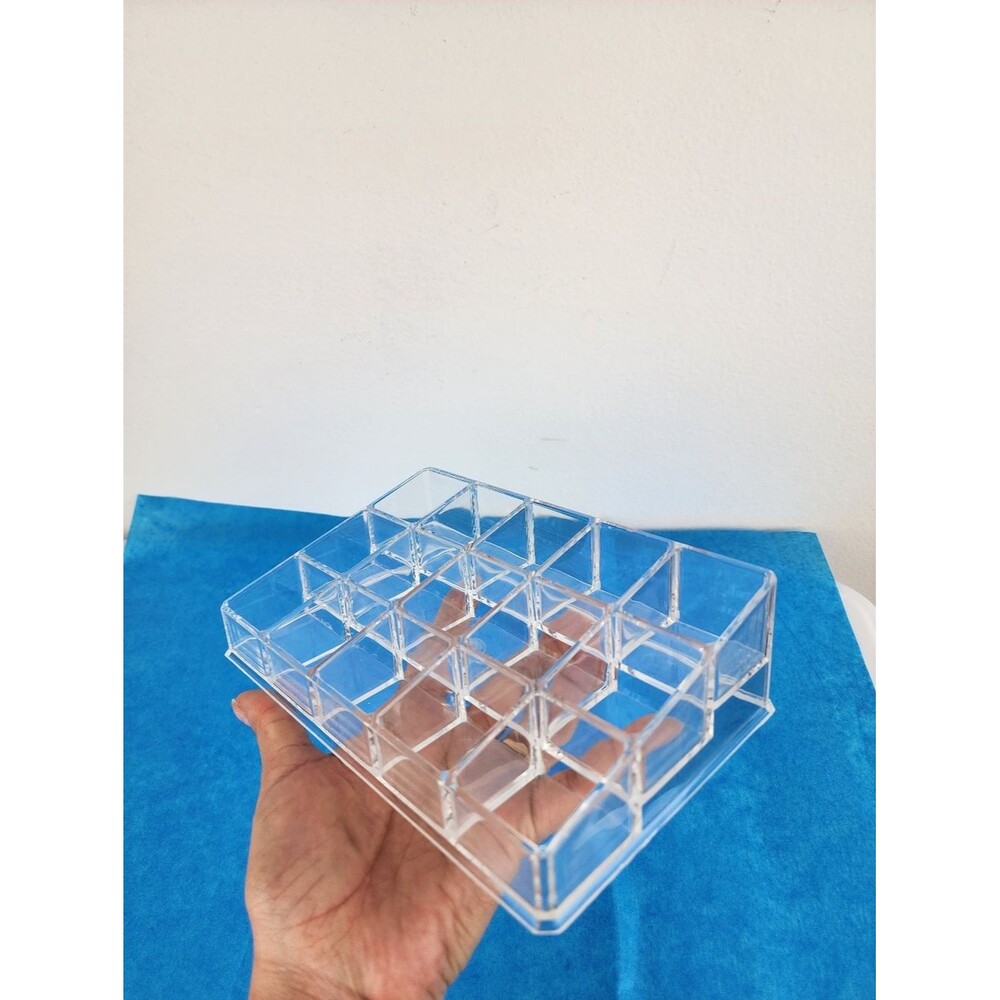 Clear Acrylic 15 Compartment Makeup Organizer Tray  Transparent
